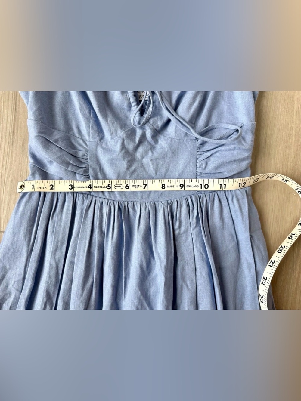 Sophie Rue Finn Dress XS
French Blue Tie Front Midi Smocked Back EUC Coastal EUC - Picture 10 of 14